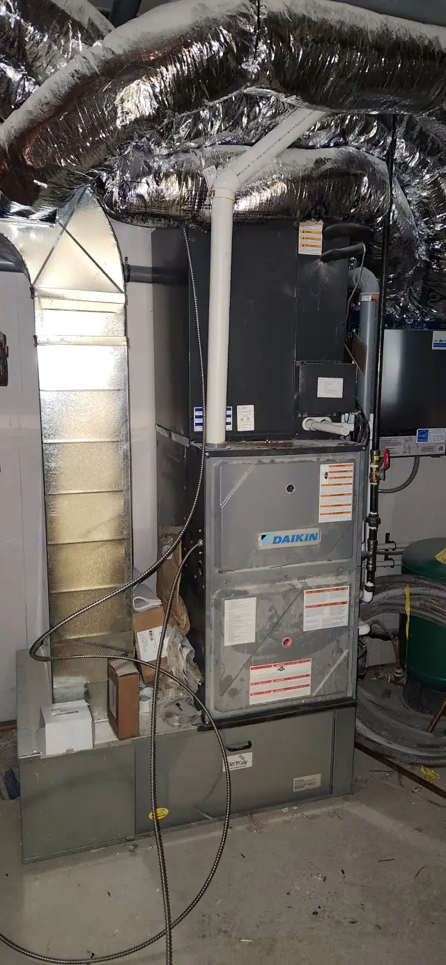 A Denoco HVAC, plumbing or energy installation job photo