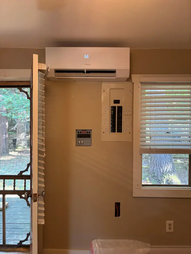 A Denoco HVAC, plumbing or energy installation job photo